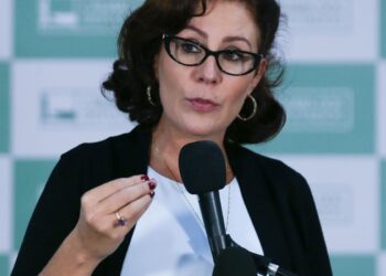 Justiça da Itália nega extradição da Carla Zambelli para o Brasil
